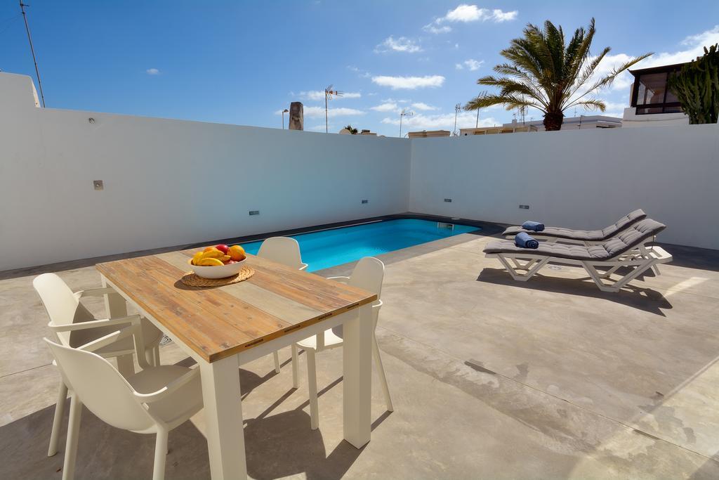 Villa Sunrise Private Pool Puerto Del Carmen By Pvl Eksteriør billede